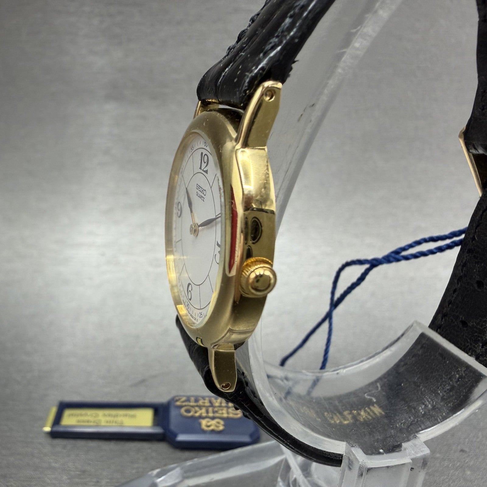 Seiko Watch Women 26mm White Dial Gold Tone Round 2Y000C19 New Batt NOS W/Box2