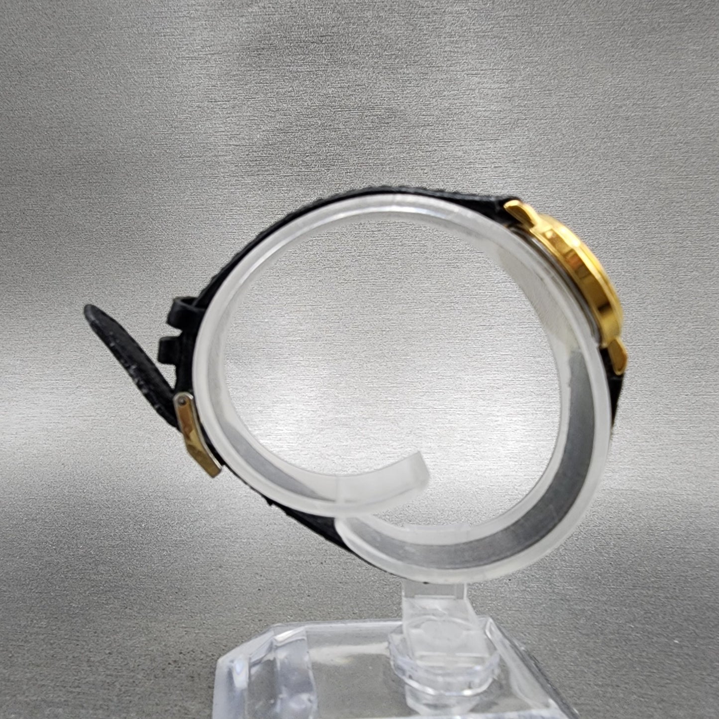 Universal Geneve Watch Women 22mm Gold Dial Gold Tone Round 517.663 New Battery8