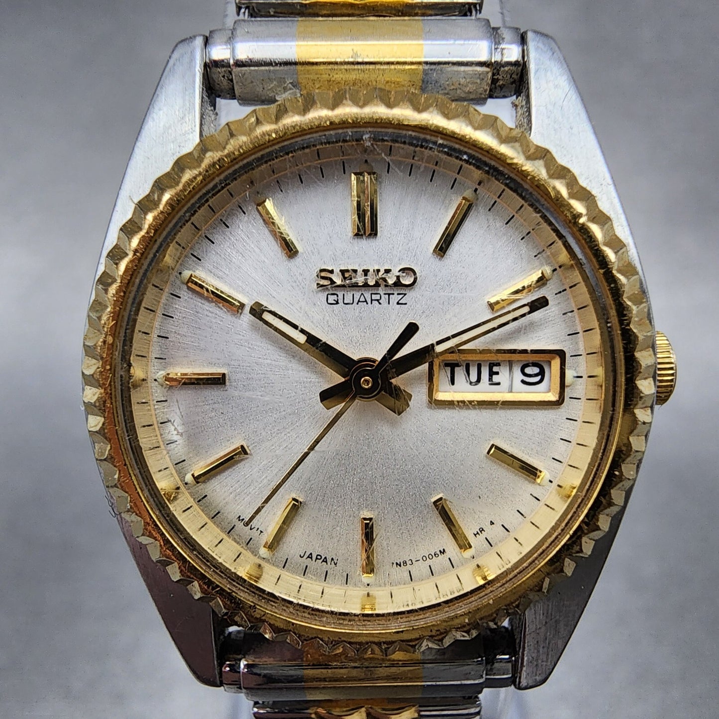 Seiko Watch Women 24mm White Dial Two Tone Daydate Round 7n830041 New Battery D1
