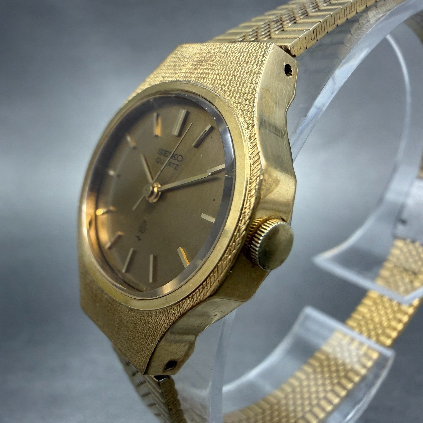 Seiko Watch Women 23mm Champagne Dial Gold Tone Round 2621-5090 New Battery2