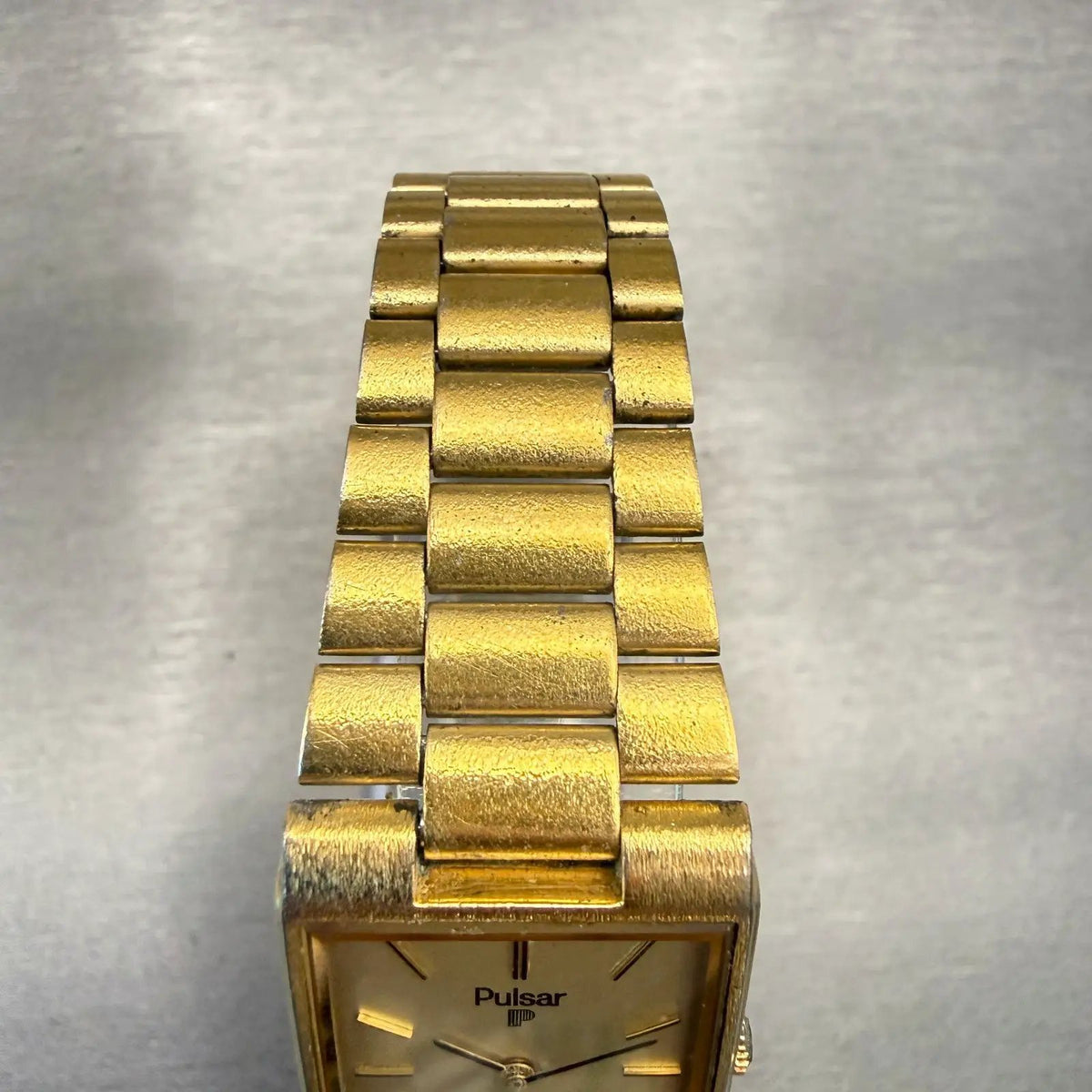 48302611