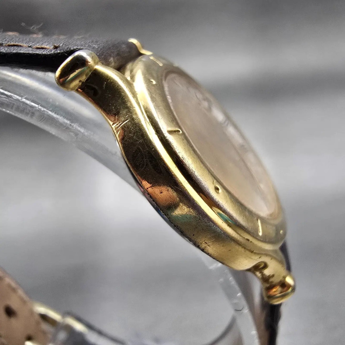 Seiko Age of Discovery Watch Women 26mm Gold Tone Date 3Y02-0B00 New Battery VTG3