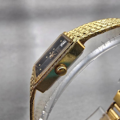 Bulova Watch Women 13mm Black Dial Gold Tone Rectangle 92F33 New Battery Vintage2