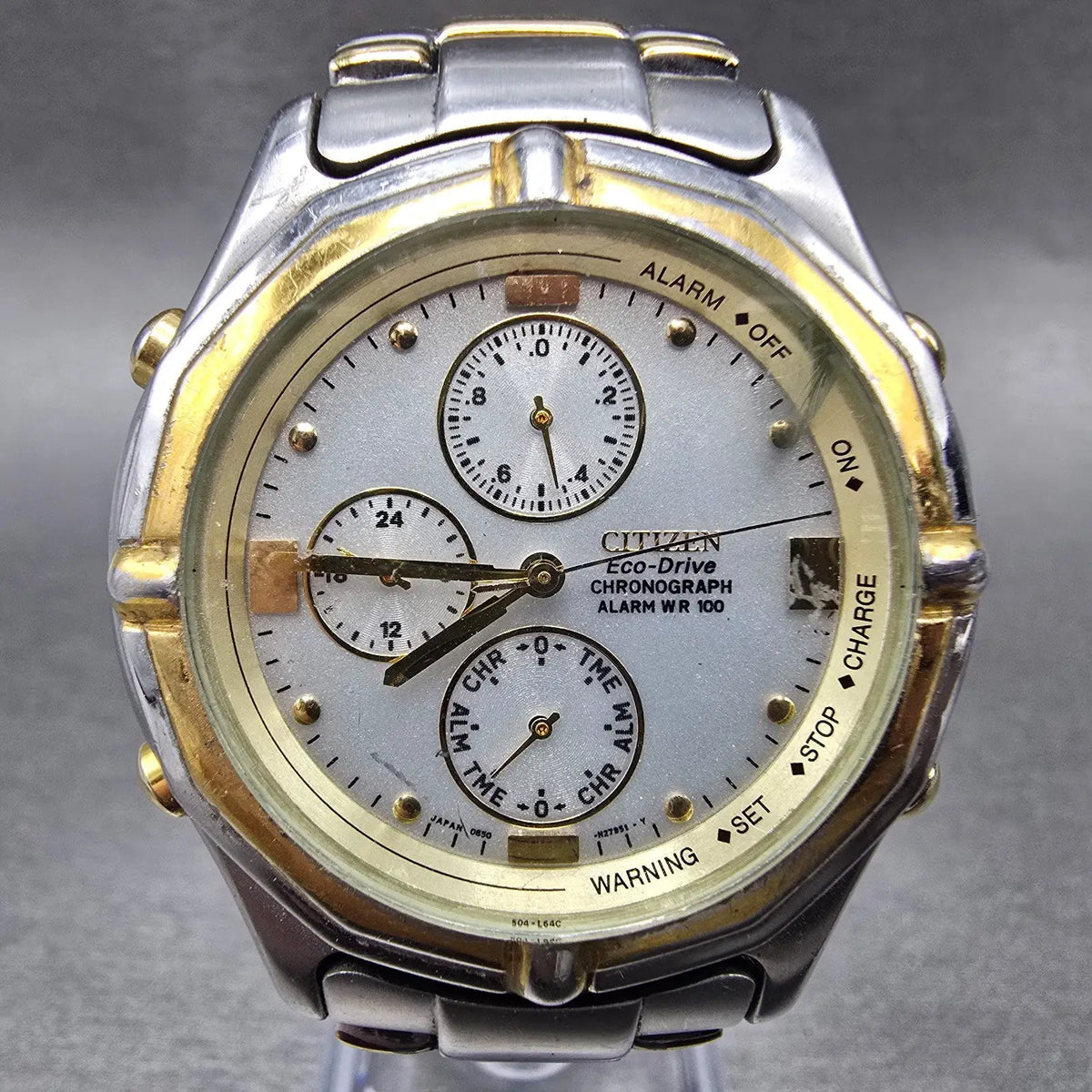 Citizen Eco-Drive Chronograph Watch Men 38mm White Dial Two Tone Alarm 0850 Runs0