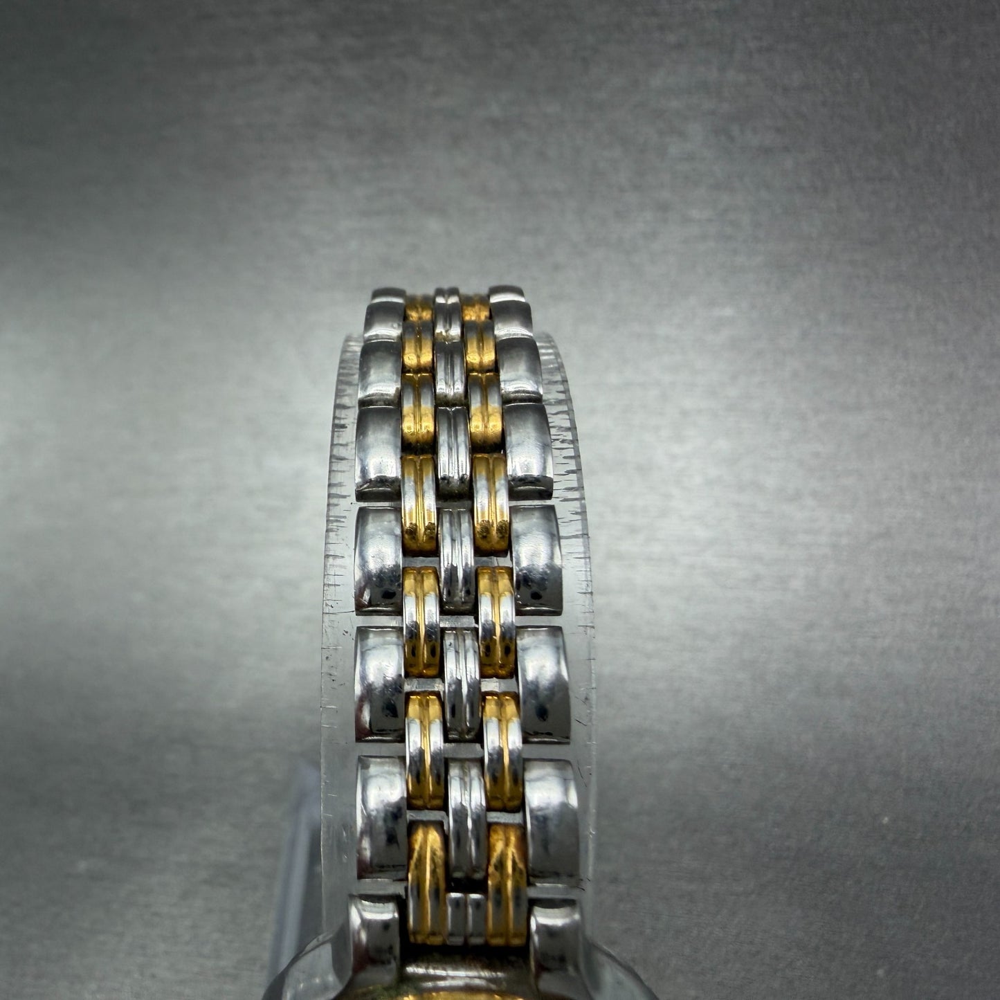 Seiko Watch Women 23mm Black Dial Two Tone Date Round 7N82-0228 New Battery 5434