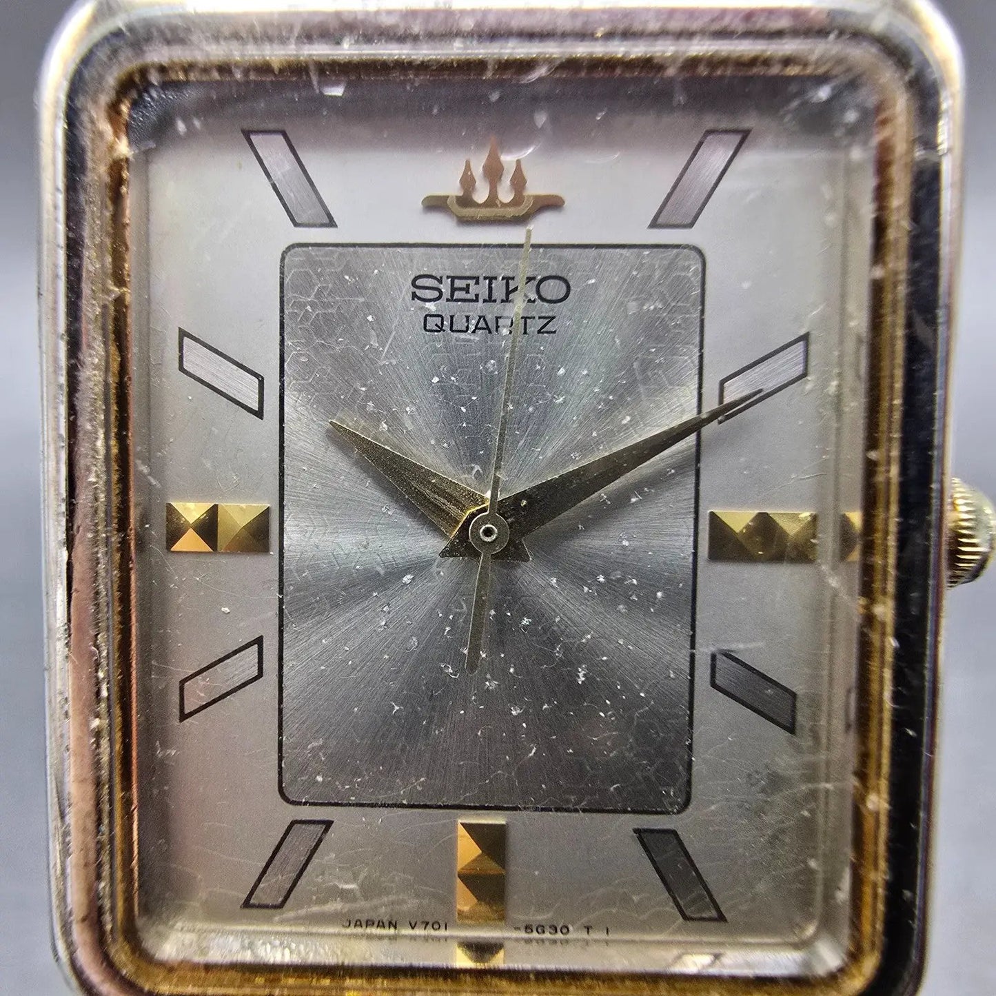 Seiko Tank Watch Men 27mm Silver Dial Two Tone Rectangle V701-5K90 PARTS Vintage2