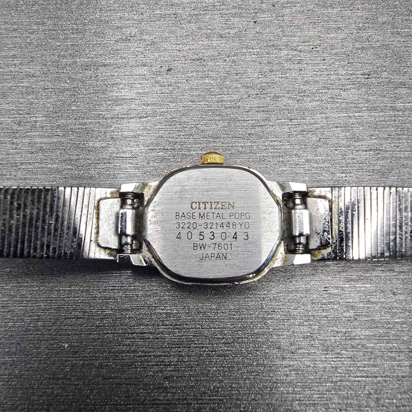 Citizen Watch Women 17mm Gray Dial Two Tone Rectangle 3220-321448 New Battery10