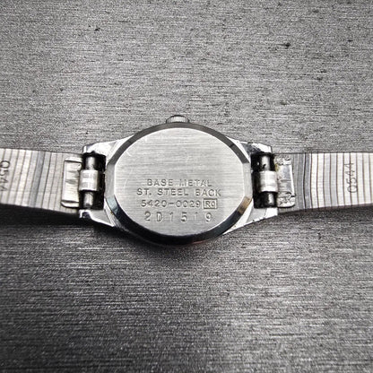 Seiko Watch Women 17mm Silver Dial Silver Tone Oval 5420-0029 New Battery VTG10