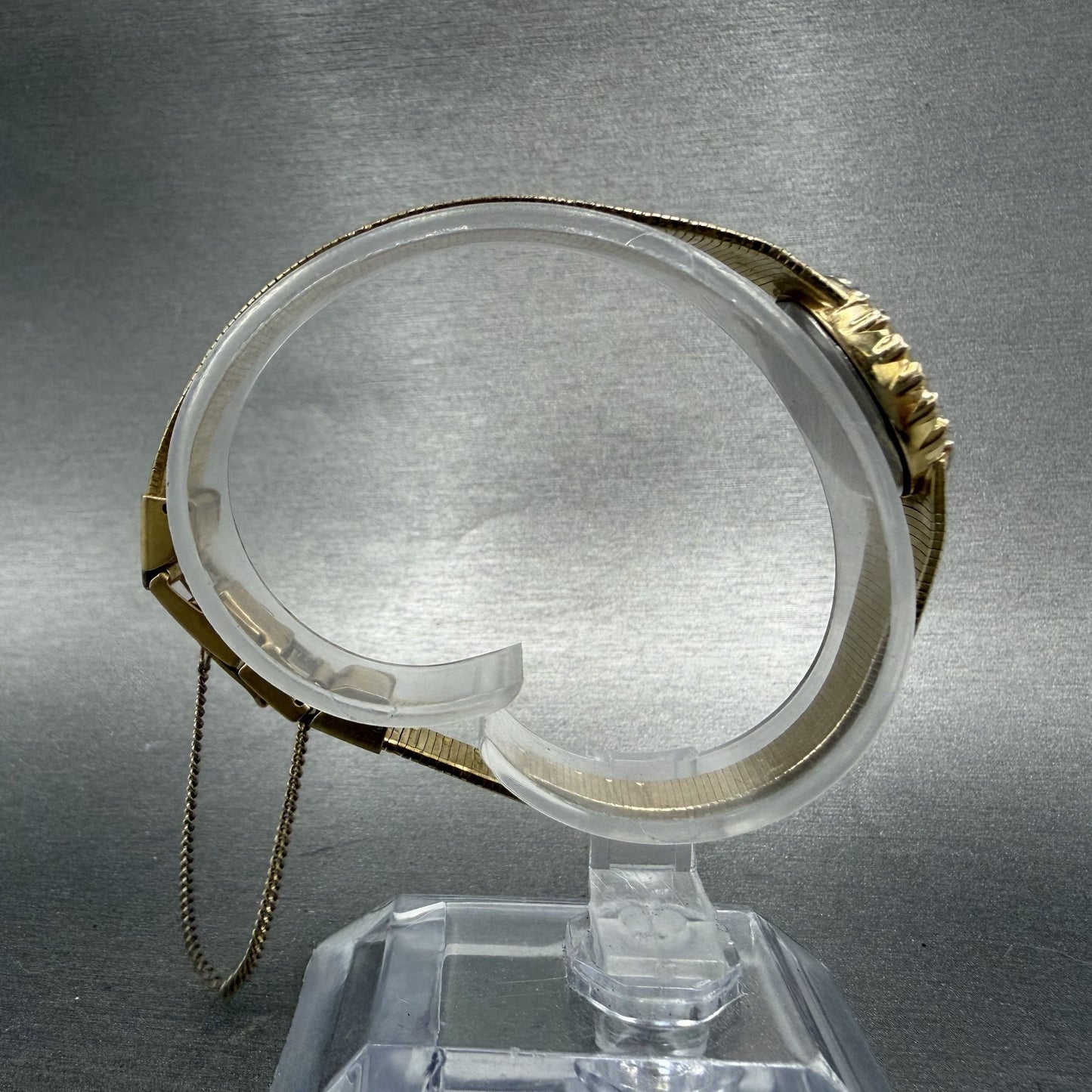 Citizen CQ Watch Women 17mm Champagne Dial Gold Tone Oval 3220324757 New Batt8