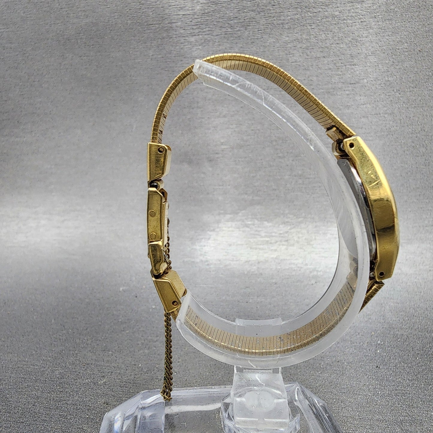 Seiko Watch Women 17mm Champagne Dial Gold Tone Round 73200209 New Battery8