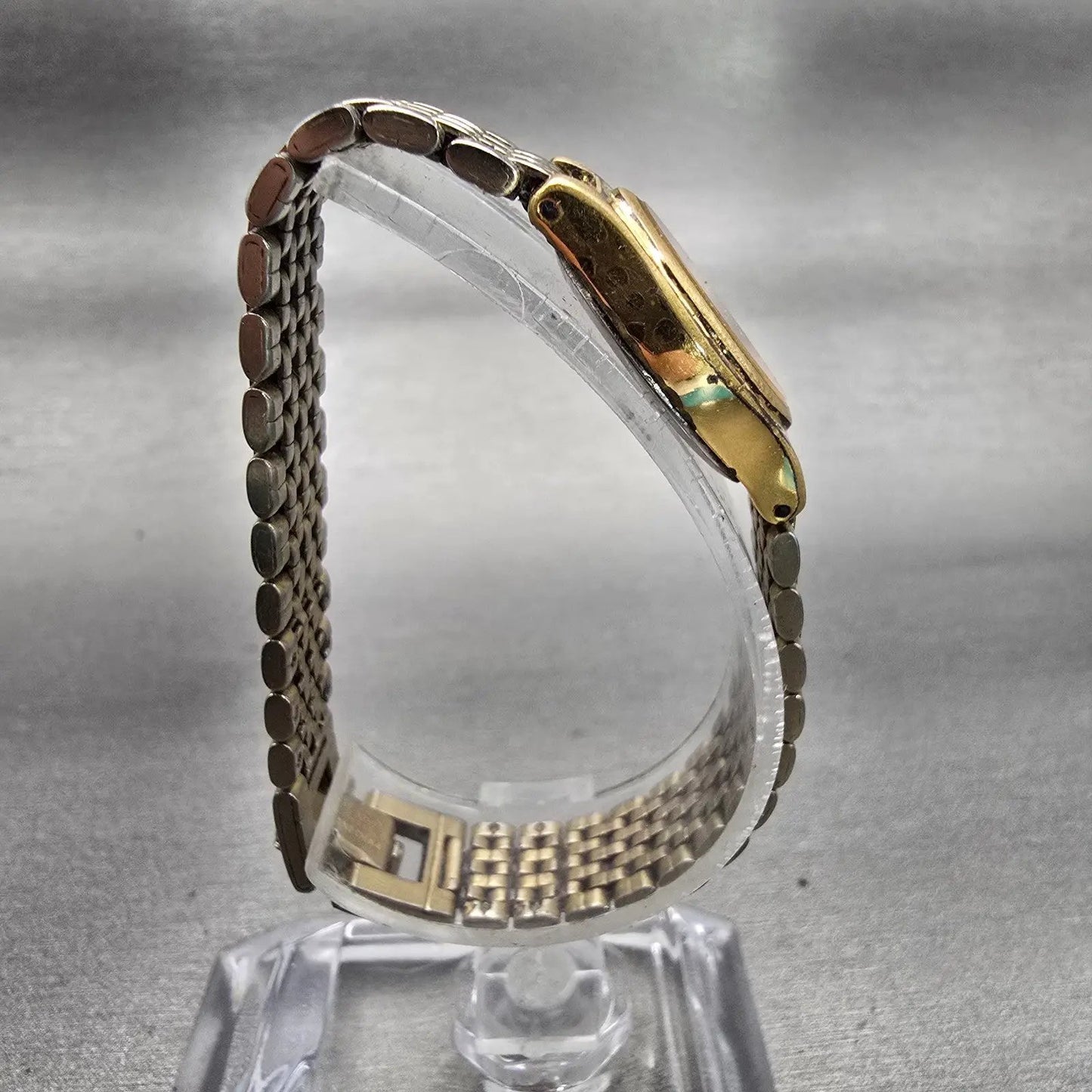 Seiko Watch Women 17mm Gold Dial Gold Tone Oval 1N01-5E60 New Battery Vintage8