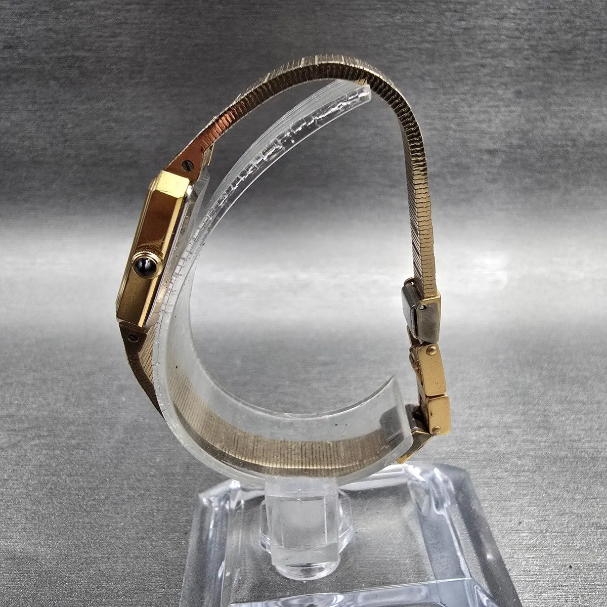 Seiko Lassale Watch Women 13mm Champagne Dial Gold Tone 1320-5609 New Battery6