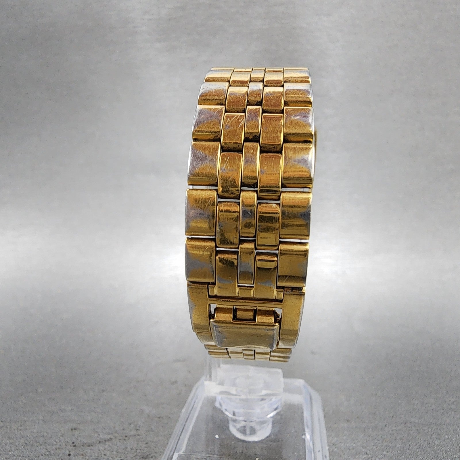 Pulsar Tank Watch Men 27mm White Dial Gold Tone Date Rectangle VX32X154 New Bat7
