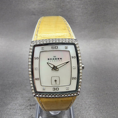 Skagen Tank Watch Women 27mm MOP Dial Silver Tone Rectangle Leather New Battery0