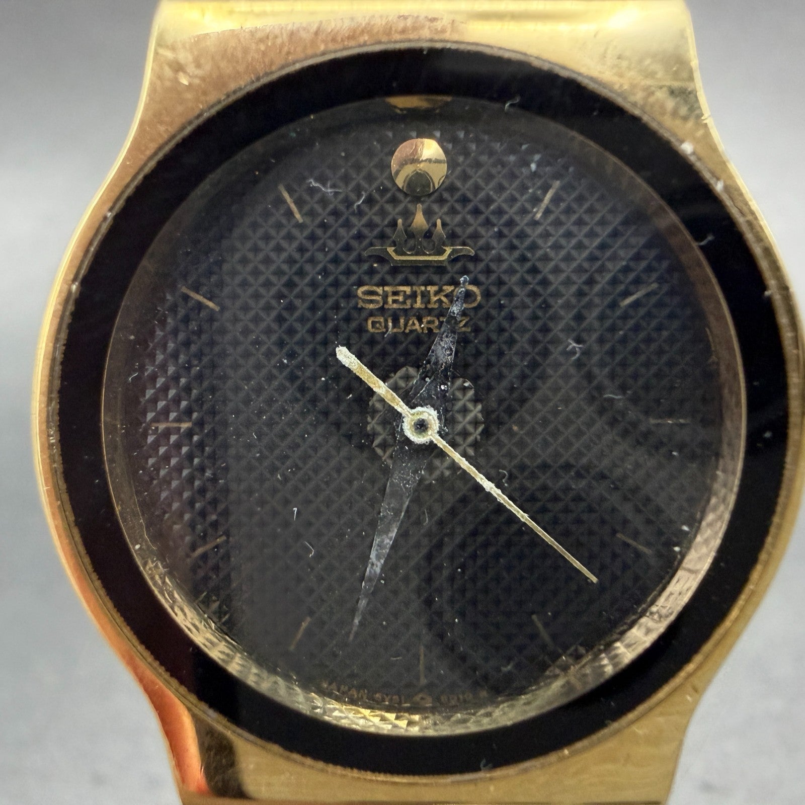 Seiko Watch Women 28mm Black Dial Gold Tone Round Vintage 5Y91-6014 PARTS2
