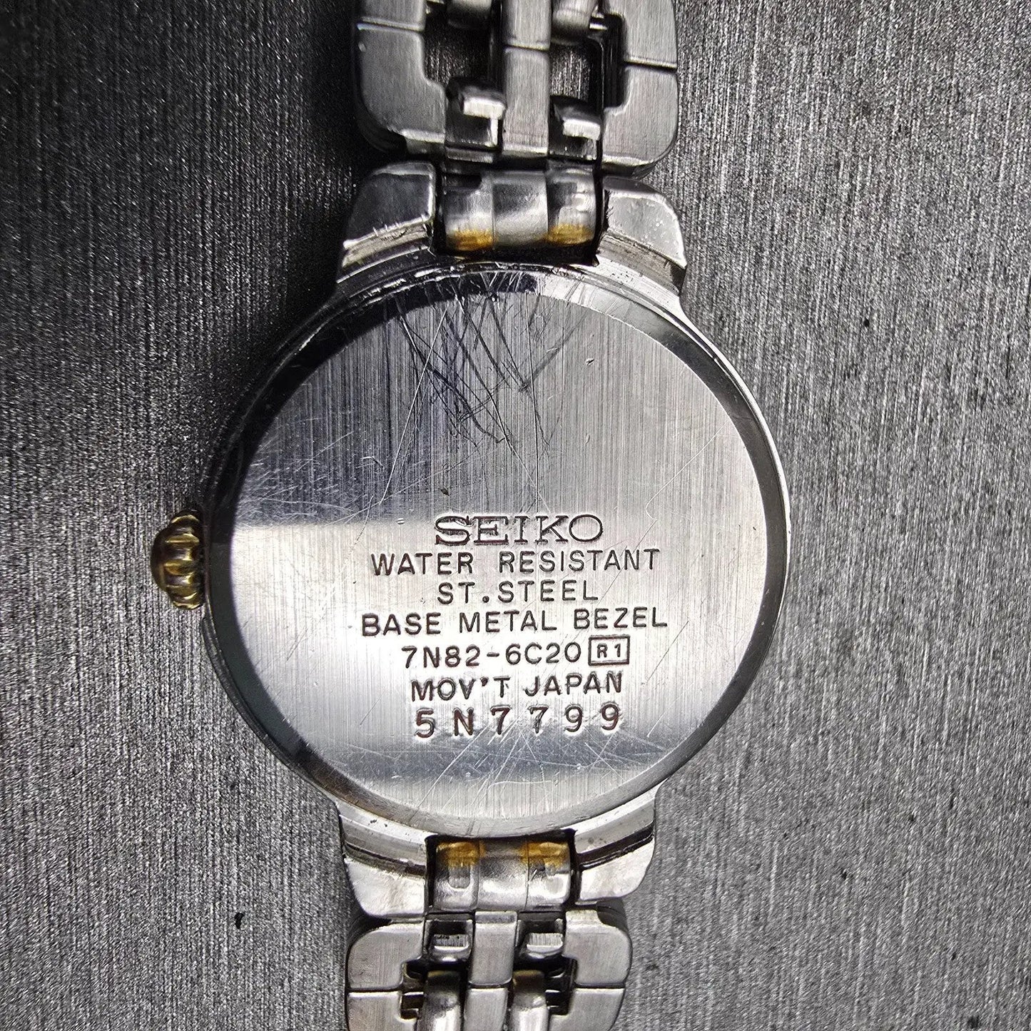 Seiko Watch Women 24mm Black Dial Two Tone Date Round 7N82-6C20 New Battery VTG10
