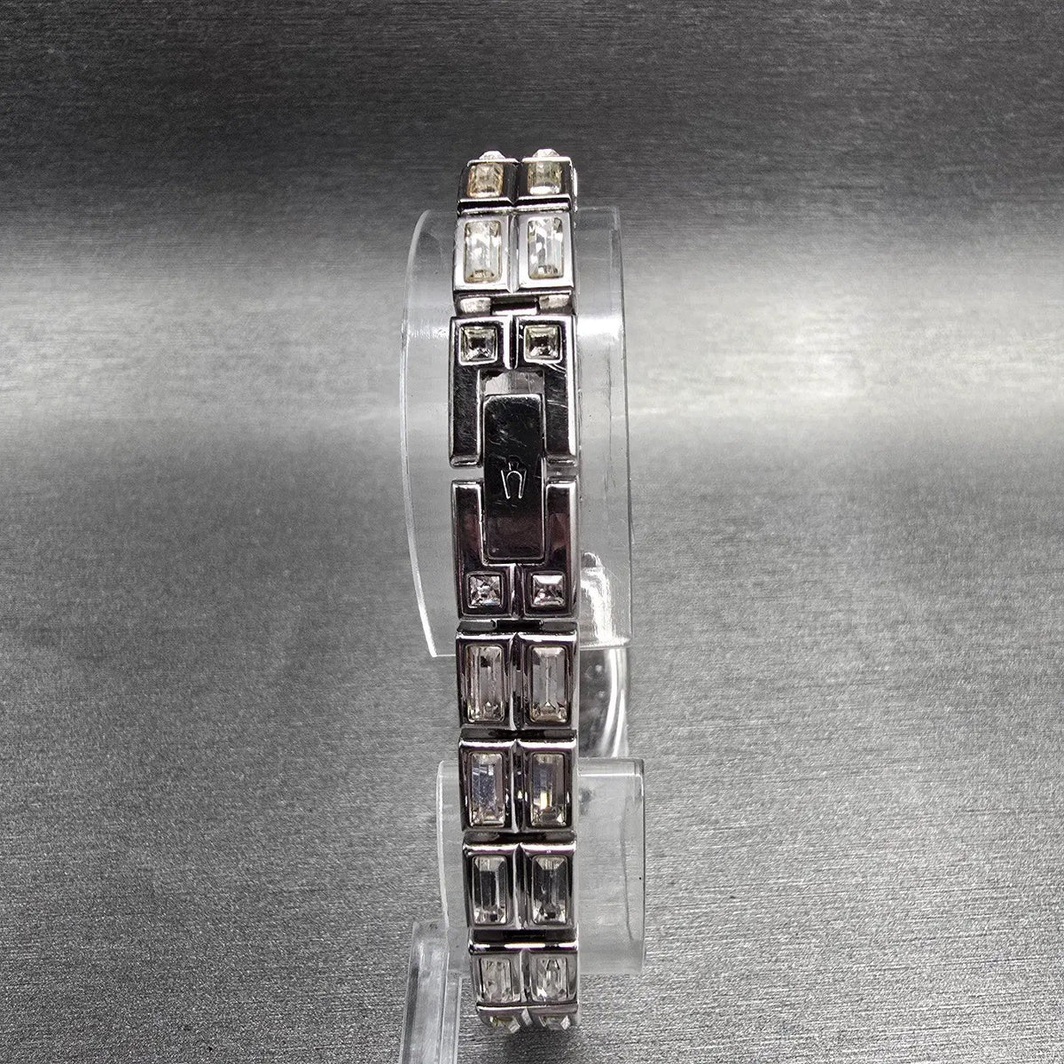Bulova Watch Women 19mm MOP Dial Silver Tone Gemmed Oval 96T26 New Battery7