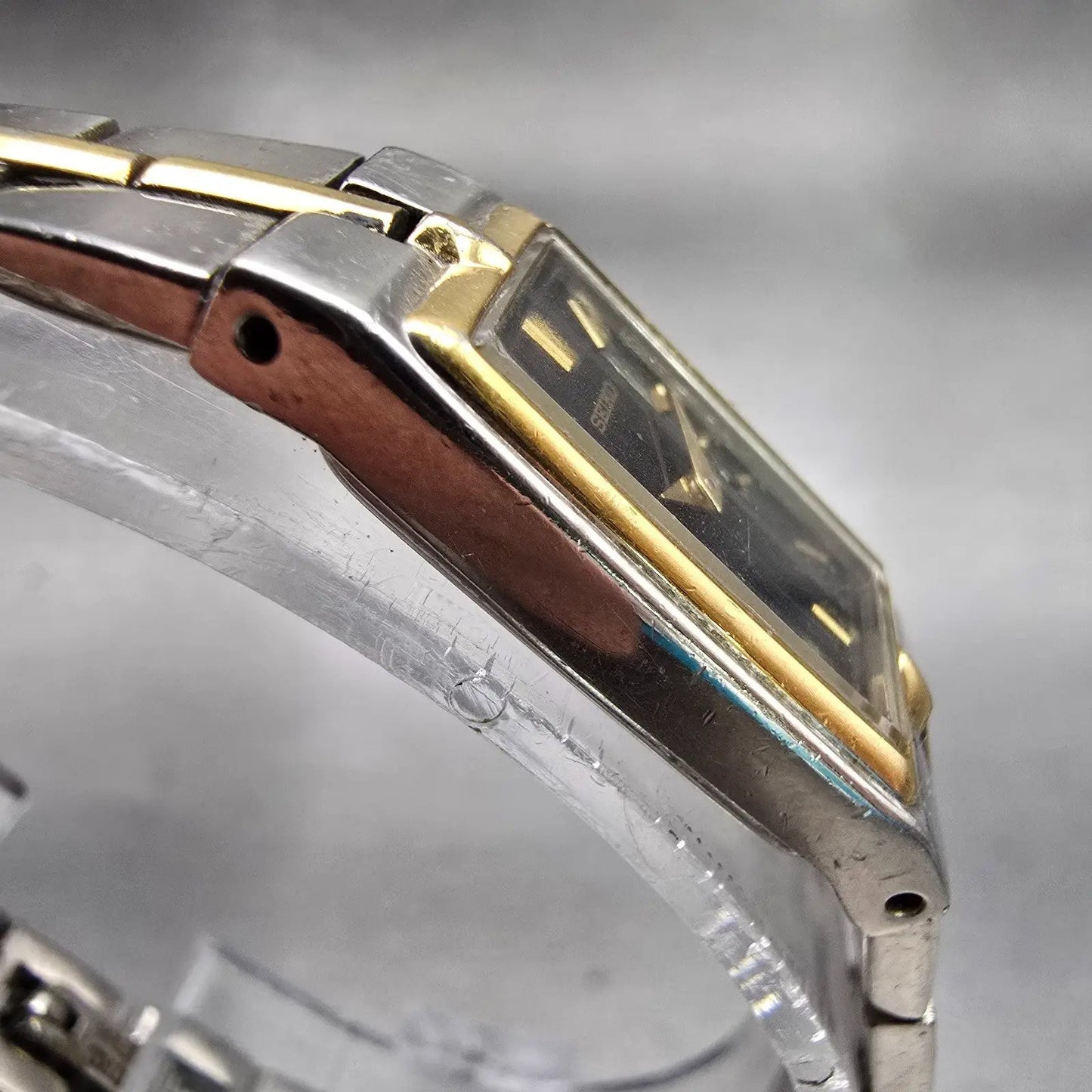 Seiko Watch Women 13mm Black Dial Gold Tone Rectangle 2E20-7479 New Battery VTG3