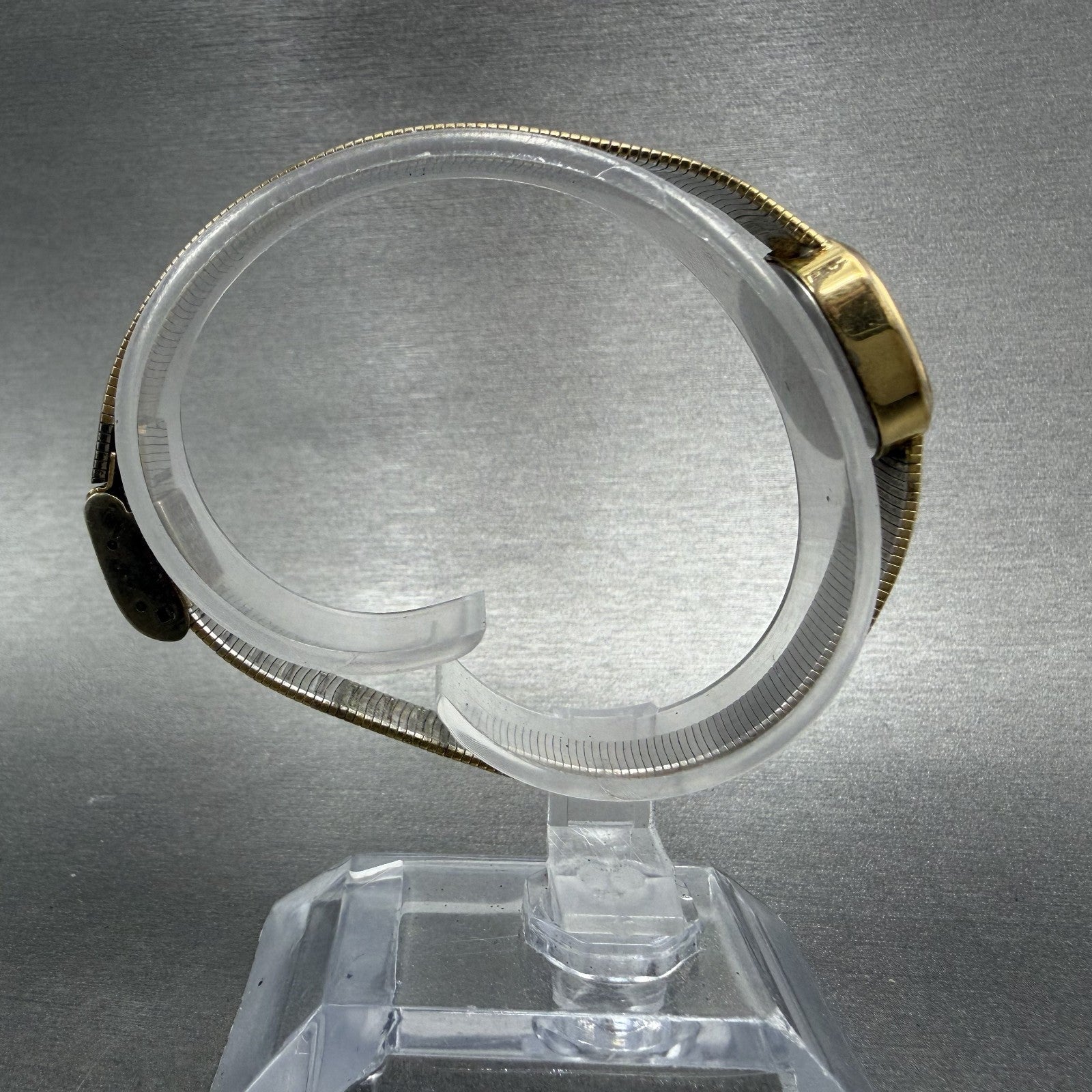 Elgin Watch Women 16mm Champagne Dial Gold Tone Oval Vintage New Battery8