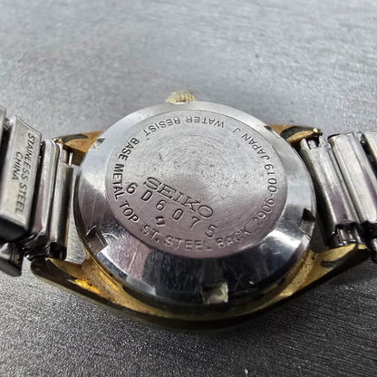 Seiko Automatic Watch Women 24mm Silver Dial Gold Tone Daydate 2906-0019 PARTS 910