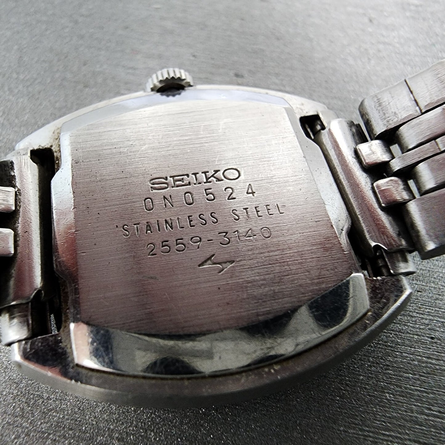 Seiko Watch Women 26mm Silver Dial Silver Tone Manual Wind 25593140 Runs9