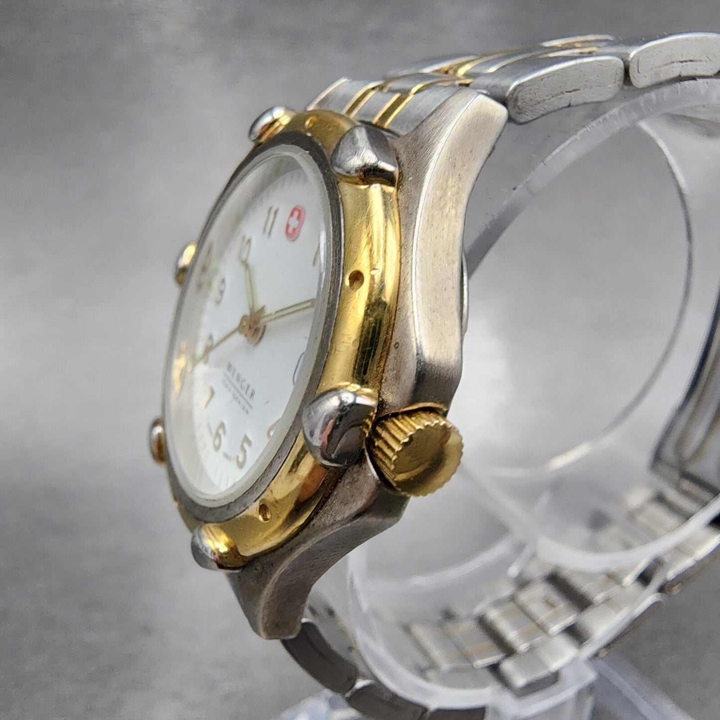 Wenger SAK Design Watch Women 29mm White Dial Two Tone Date Round New Batt A12