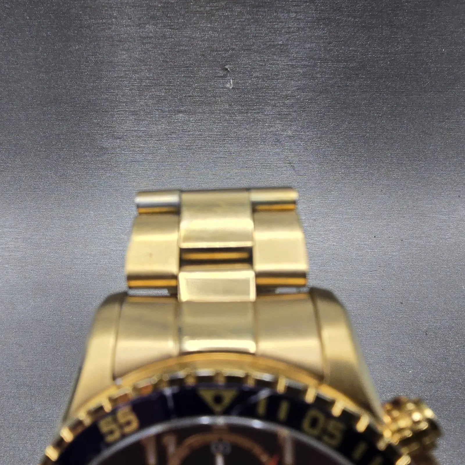Invicta Specialty Chronograph Dive Watch Men 45mm Purple Dial Gold Tone New Batt4