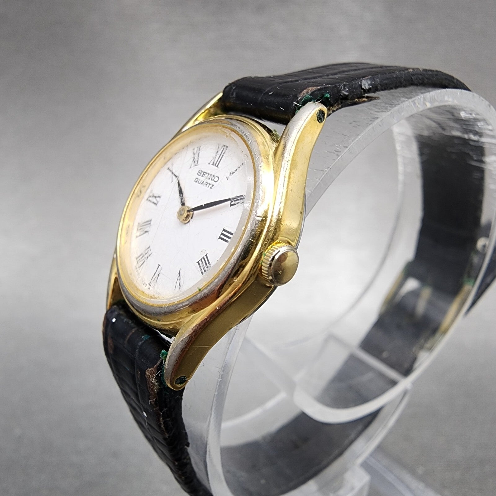 VTG Seiko Watch Women 19mm White Dial Gold Tone Round 2P200089 New Battery2