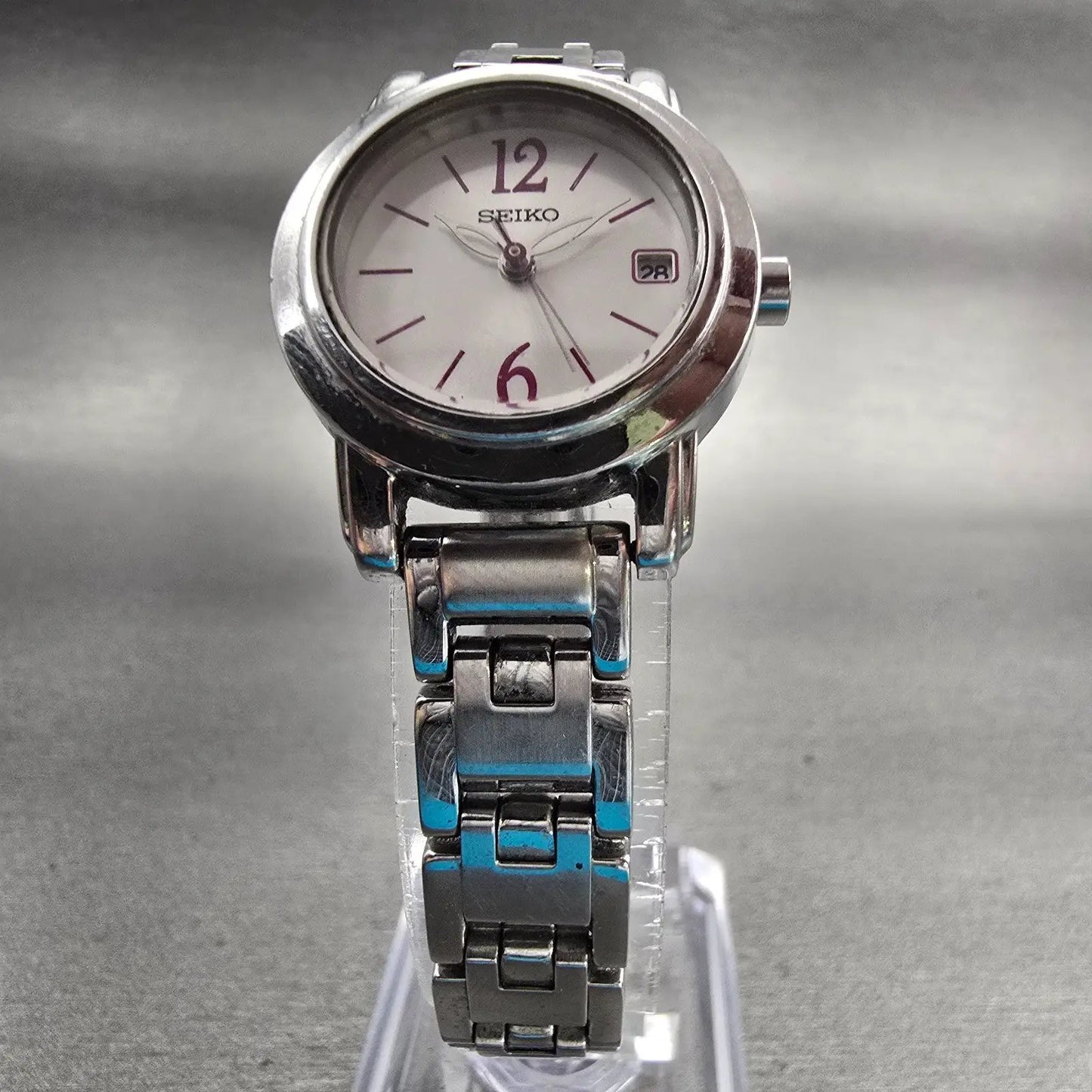 Seiko Watch Women 24mm White Dial Silver Tone Date Round 7N82-0GN0 New Battery5