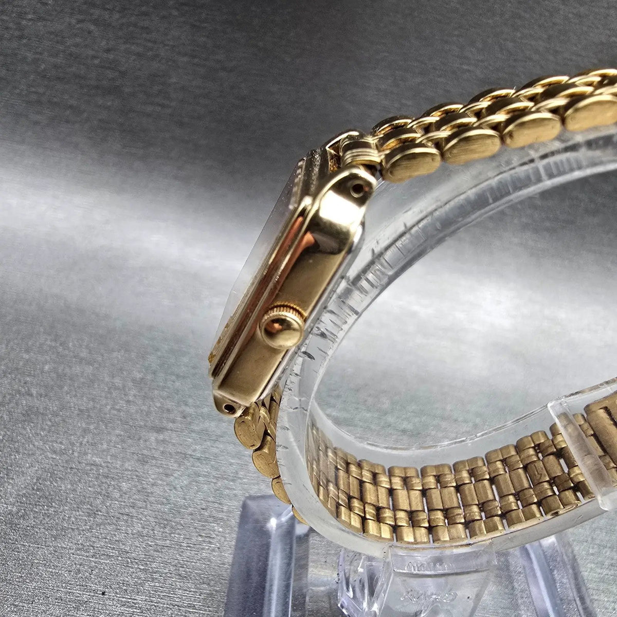 Seiko Tank Watch Women 17mm Champagne Dial Gold Rectangle V401-5129 NewBatt JEP42
