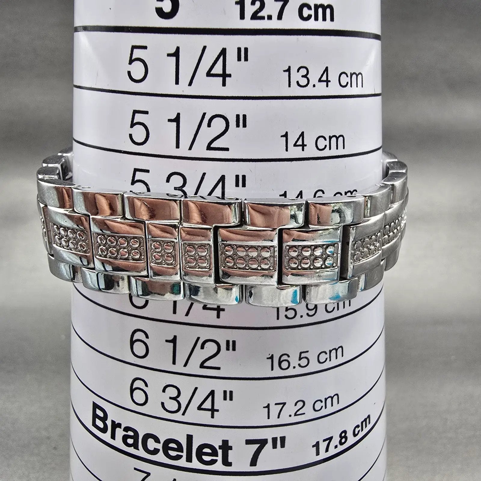 Bulova Watch Women 30mm MOP Dial Silver Tone Gemmed Round 96L116 New Battery9