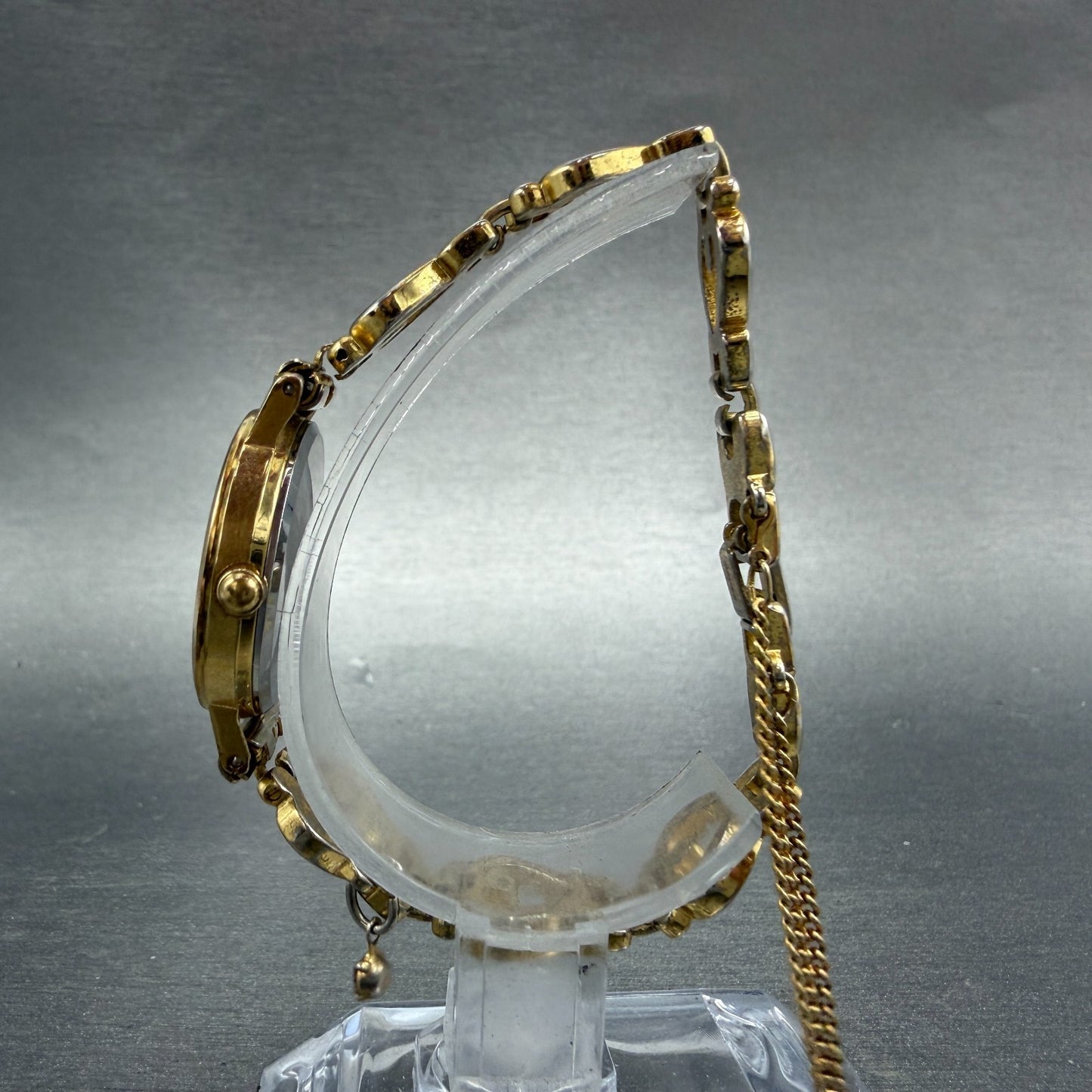 Seiko Watch Women 23mm Champagne Dial Gold Tone Round 7321-0100 New Batt Heart7