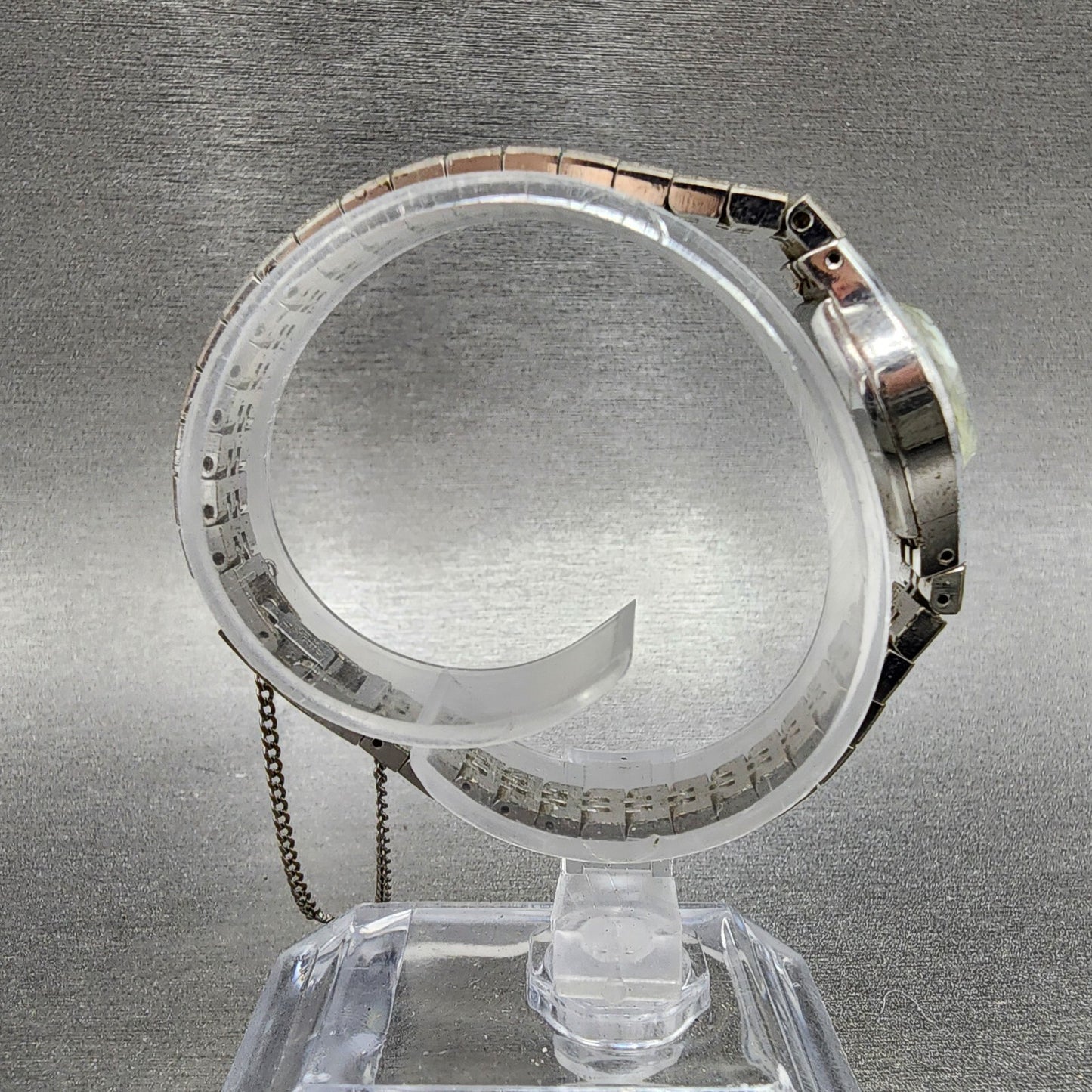 Seiko Watch Women 18mm Silver Dial White Gold Tone Round Manual Wind Runs VTG9