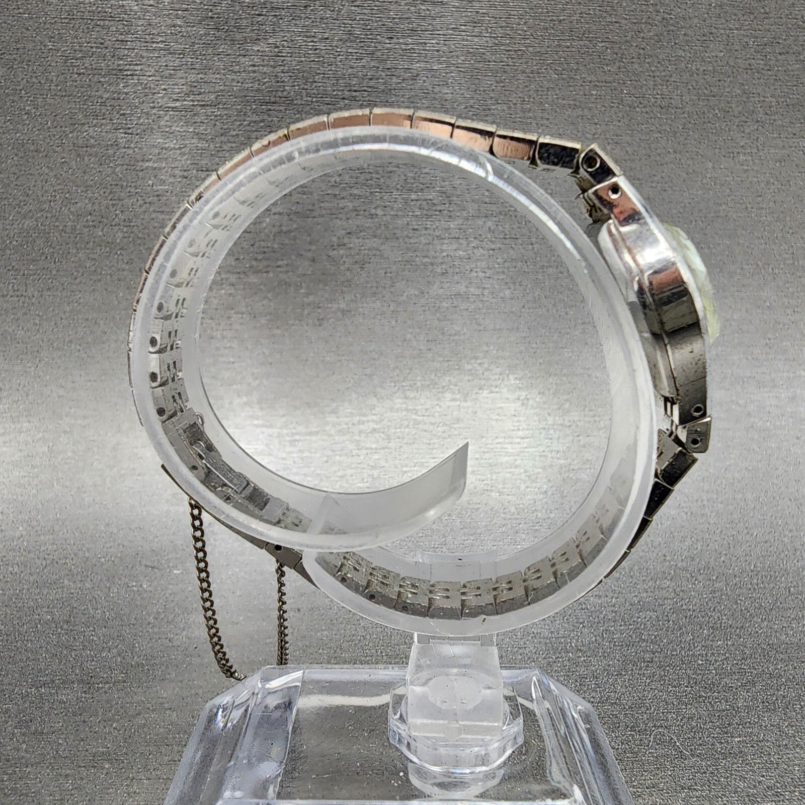 Seiko Watch Women 18mm Silver Dial White Gold Tone Round Manual Wind Runs VTG9