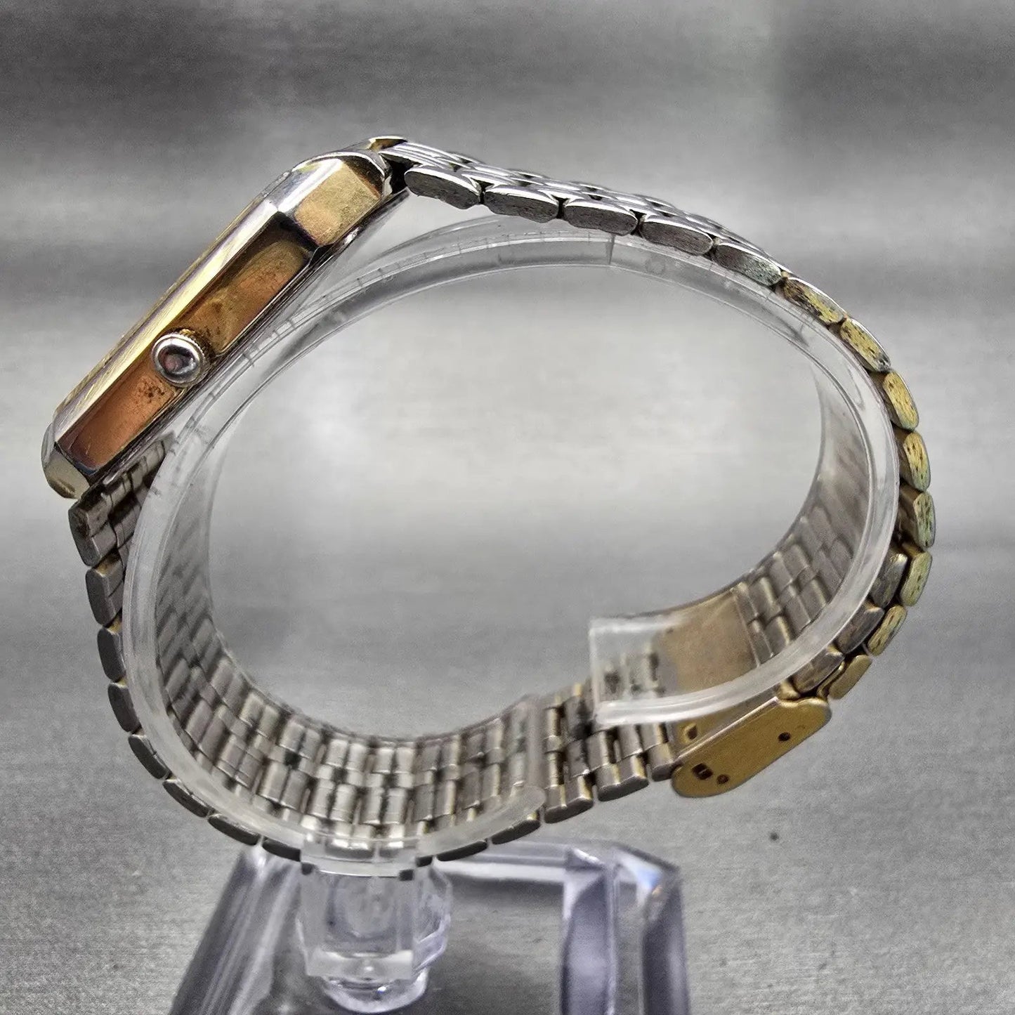 Seiko Watch Men 27mm Silver Dial Two Tone Rectangle V701-5J40 New Battery VTG6