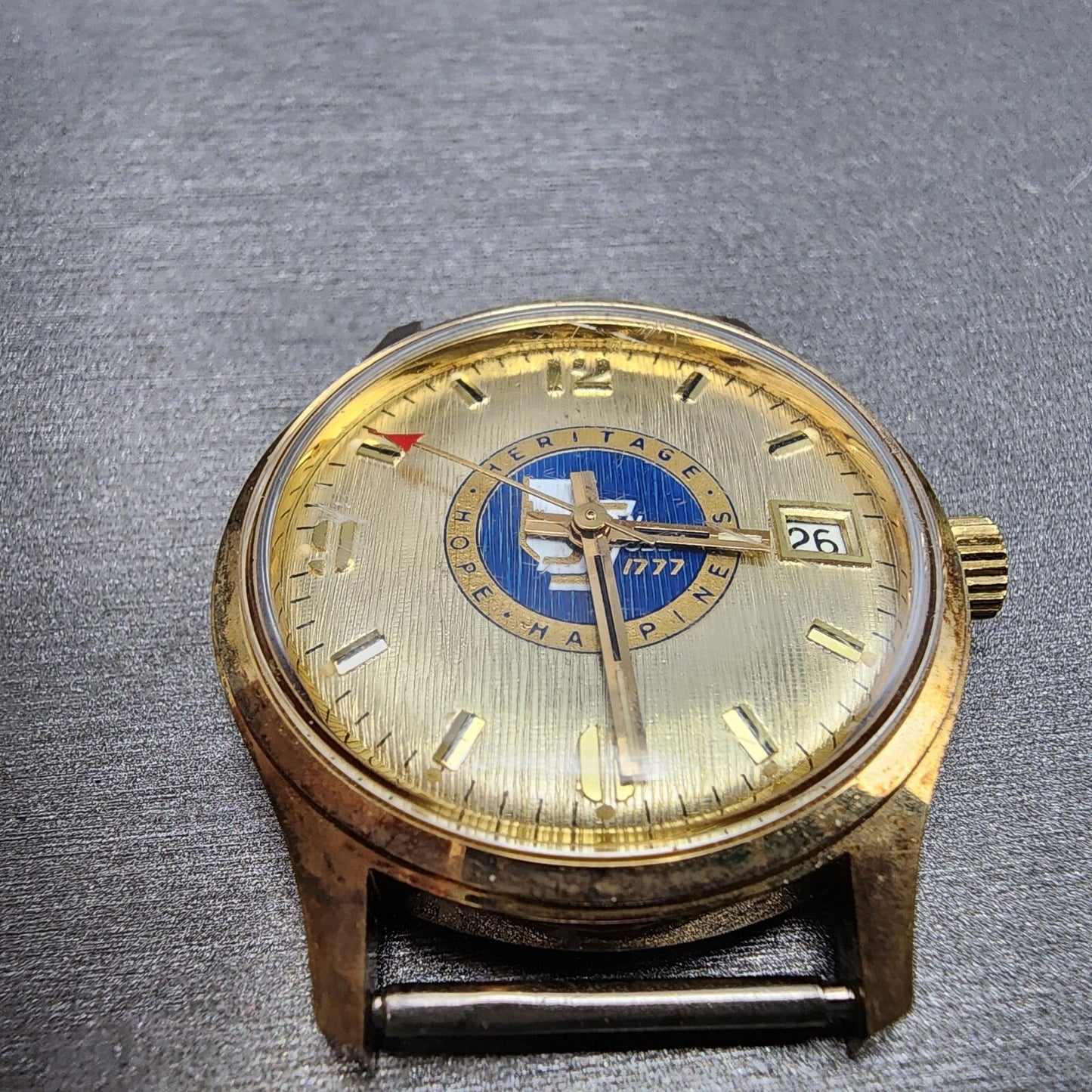 VTG Waltham Watch Men 34mm Champagne Dial Gold Tone Date Cal 661S PARTS3