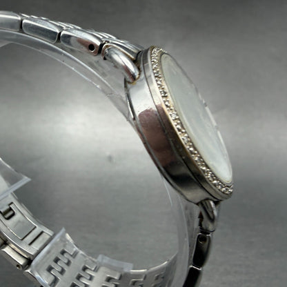Bulova Watch Women 31mm MOP Dial Silver Tone Round Diamonds 96R146 New Battery3