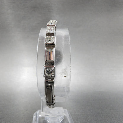 Bulova Crystal Watch Women 17mm Silver Dial Silver Tone Oval 96T49 New Batt7