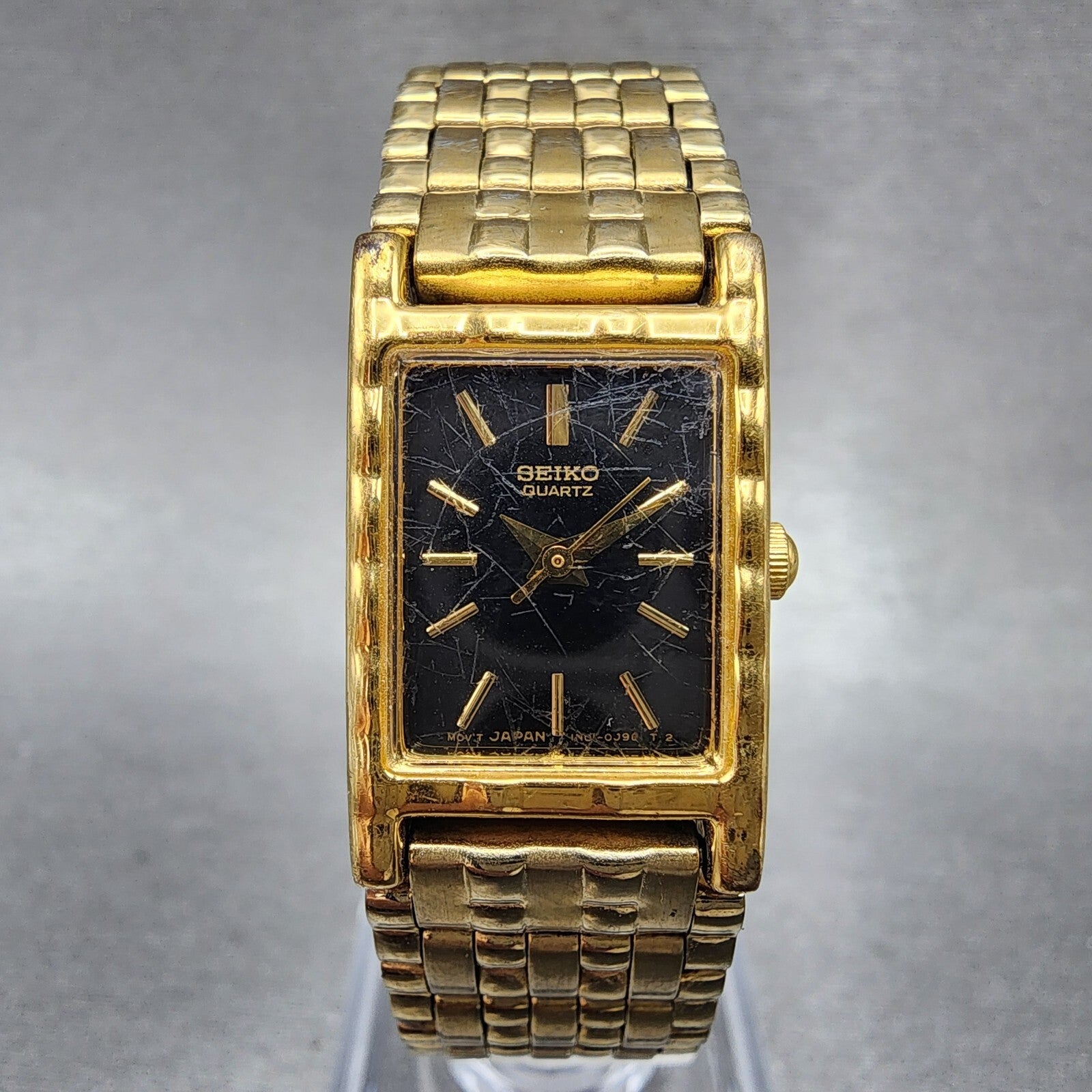 Seiko Tank Watch Women 16mm Black Dial Gold Tone Rectangle 1N015A69 New Battery0