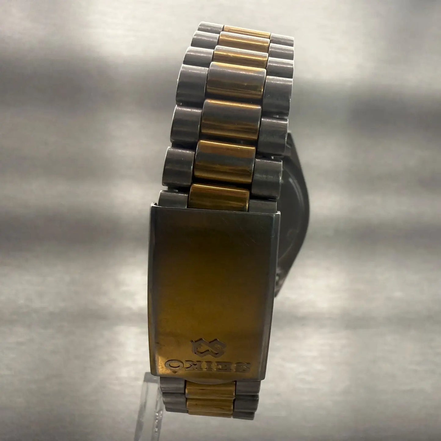 48101776