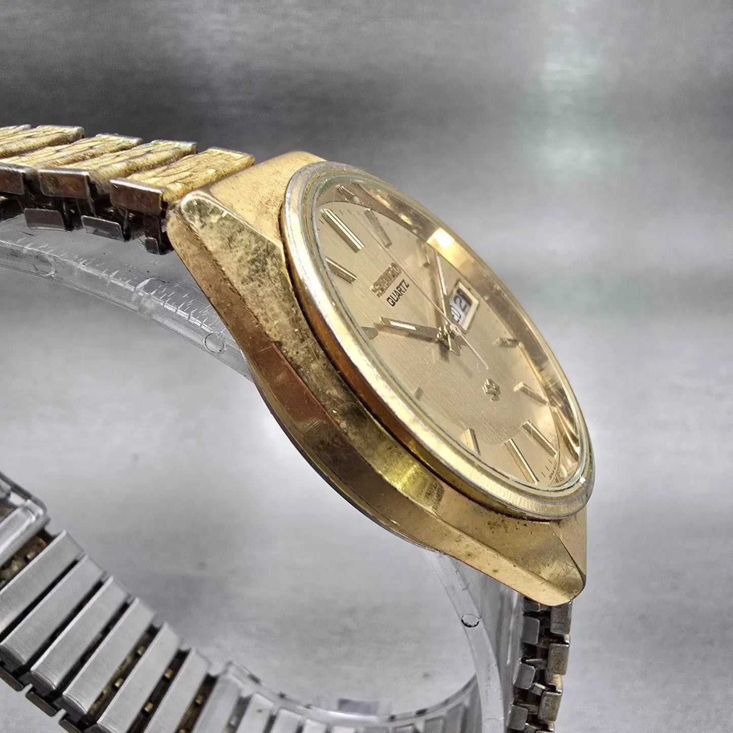 Seiko SQ Watch Men 34mm Gold Dial Gold Tone Daydate Round 8223-8009 New Battery3