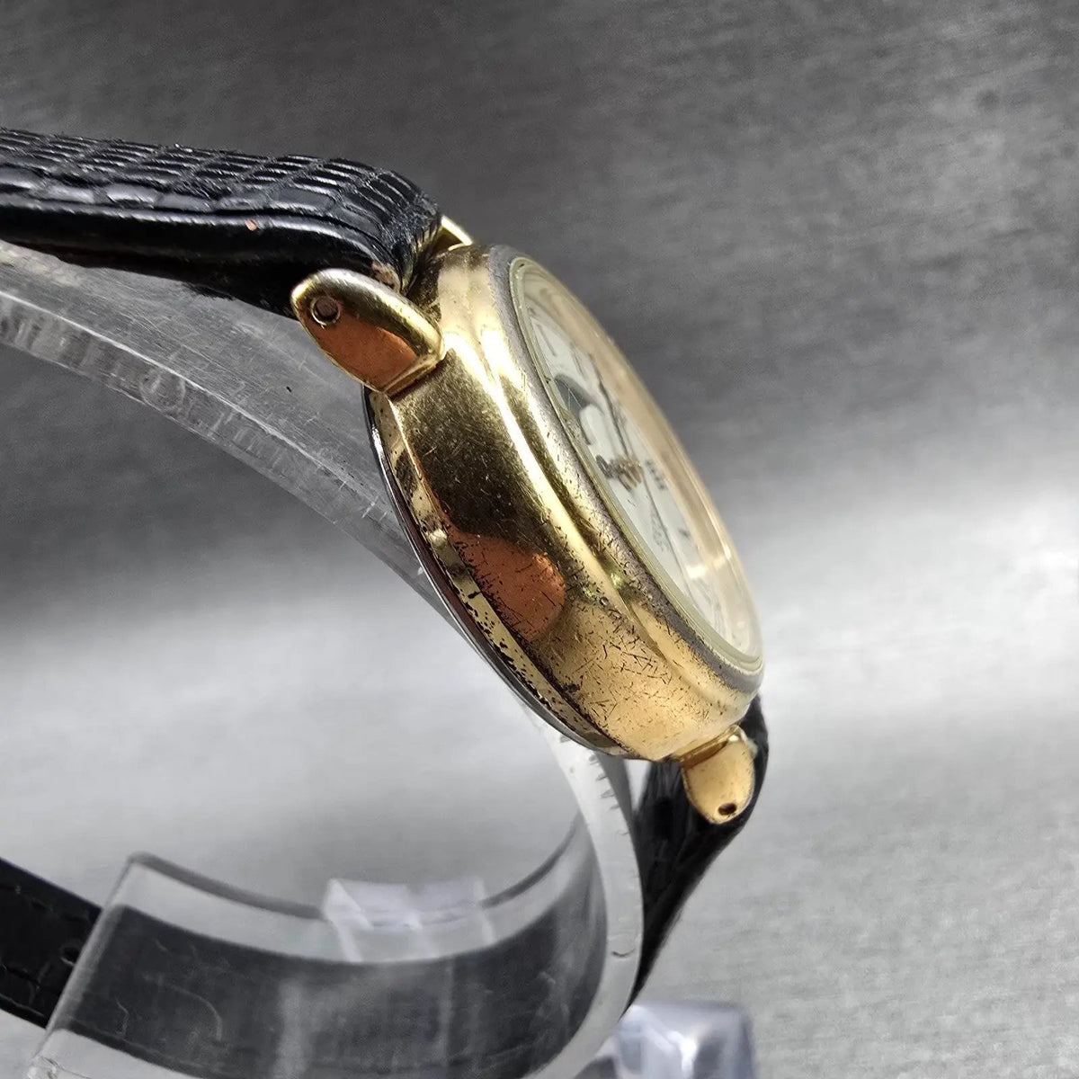 Seiko Alba Moon Phase Watch Women 25mm Ivory Dial Gold Tone V891-0050 New Batt3