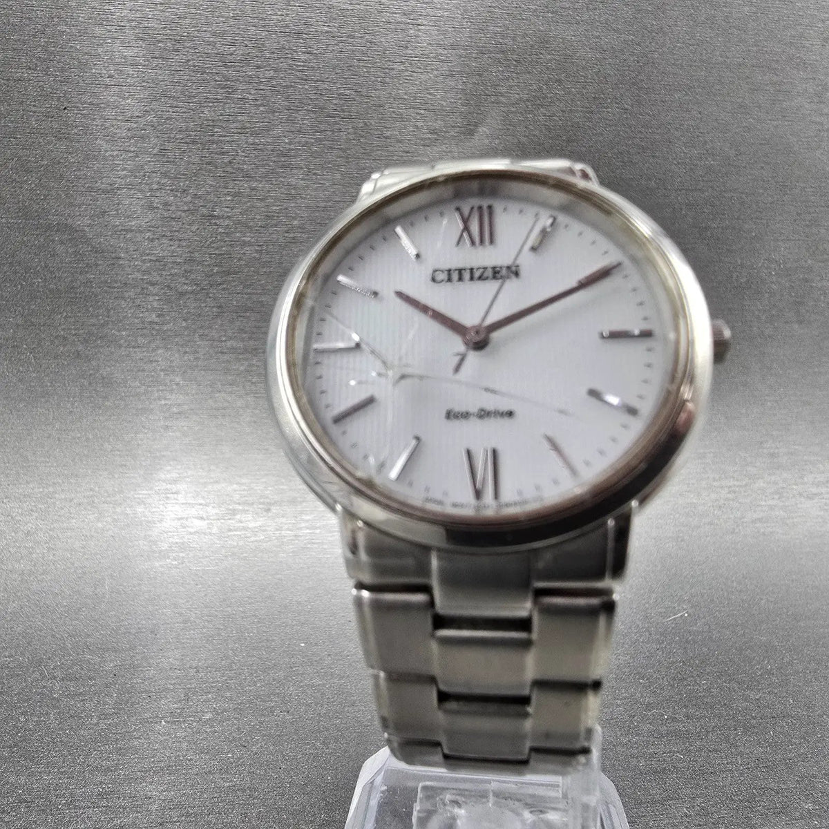 Citizen Eco-Drive Watch Men 35mm White Dial Silver E031-S060168 Round Runs JDM5