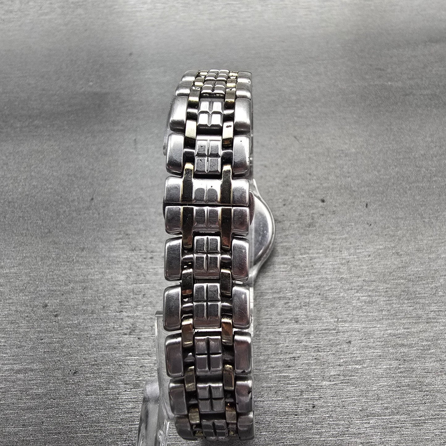 Citizen Eco-Drive Watch Women 25mm MOP Dial Two Tone Date Diamonds E011 Works7