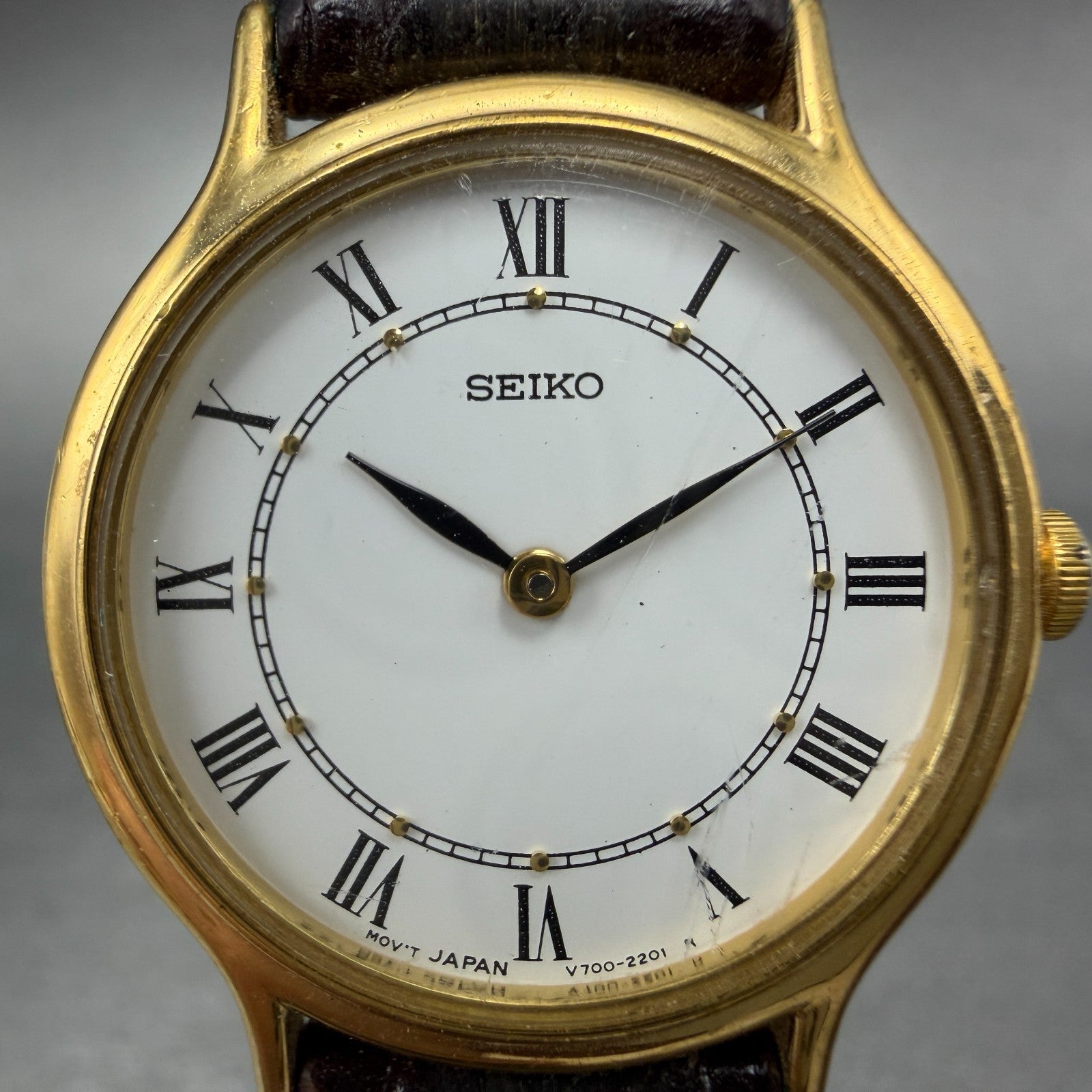 Seiko Watch Women 26mm White Dial Gold Tone Round Vinatge V700-6091 New Battery1