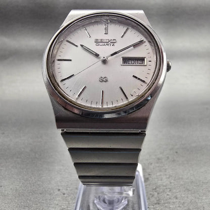 Seiko SQ Watch Men 34mm Silver Dial Silver Tone Daydate Round 5H23-7C60 New Batt5
