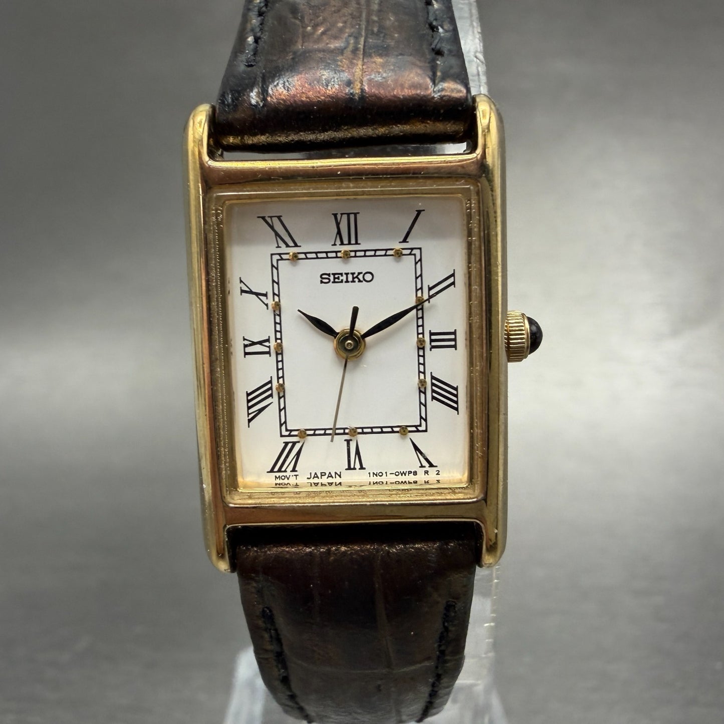 Seiko Tank Watch Women 18mm White Dial Gold Tone Rectangle 1N01-0LK0 New Battery0