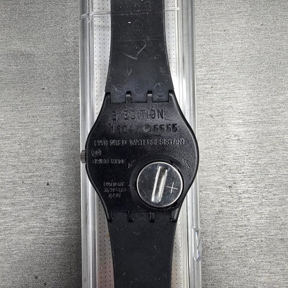 Swatch 360 Rouge Sur Blackout Watch Men 34mm Black Dial GZ119 New Battery NOS8