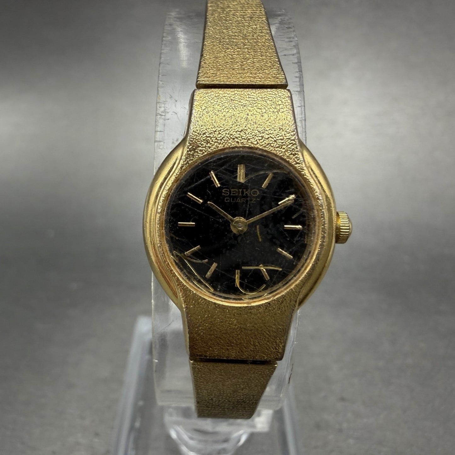 Seiko Watch Women 18mm Black Dial Gold Tone Round 1N00-0H59 New Battery0