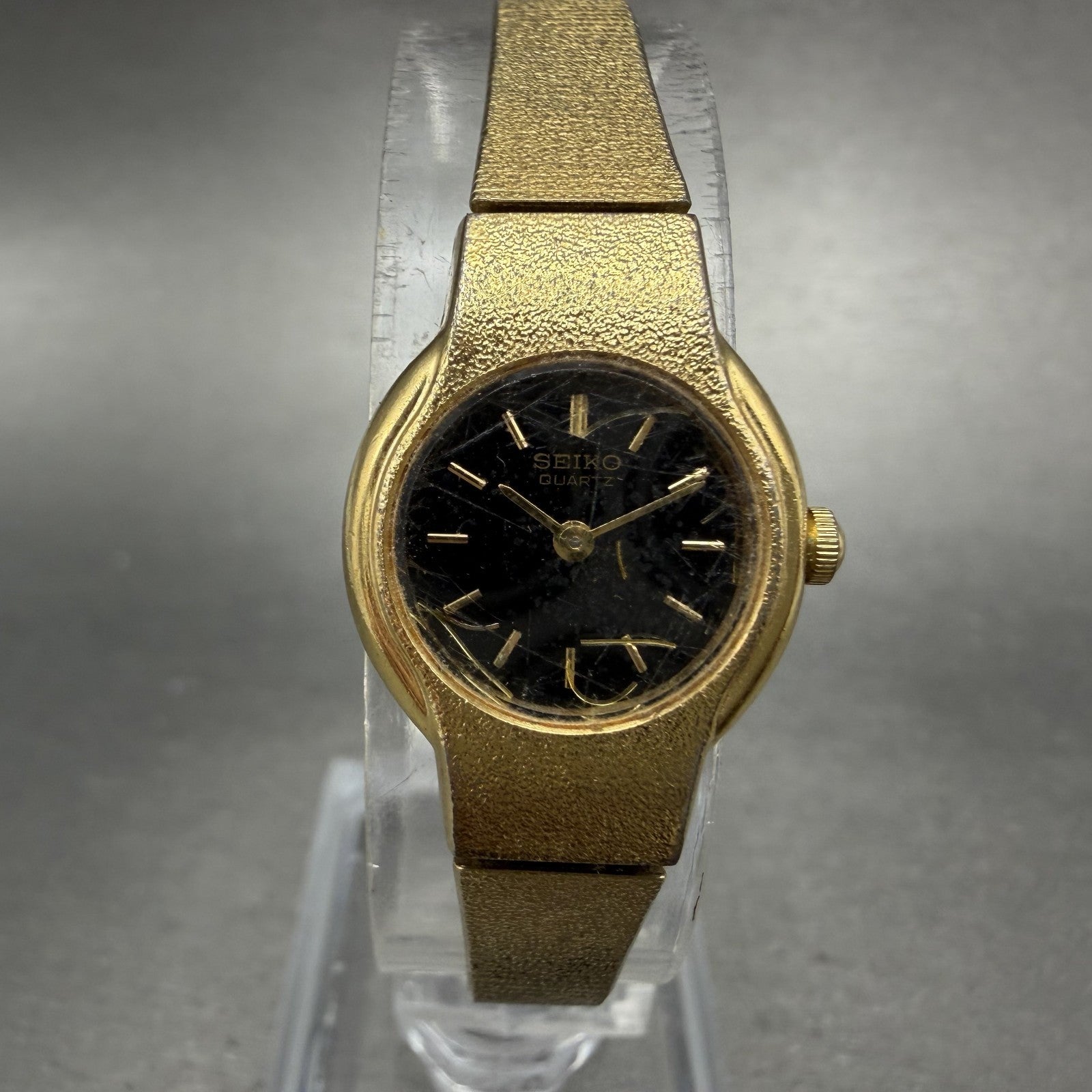 Seiko Watch Women 18mm Black Dial Gold Tone Round 1N00-0H59 New Battery0